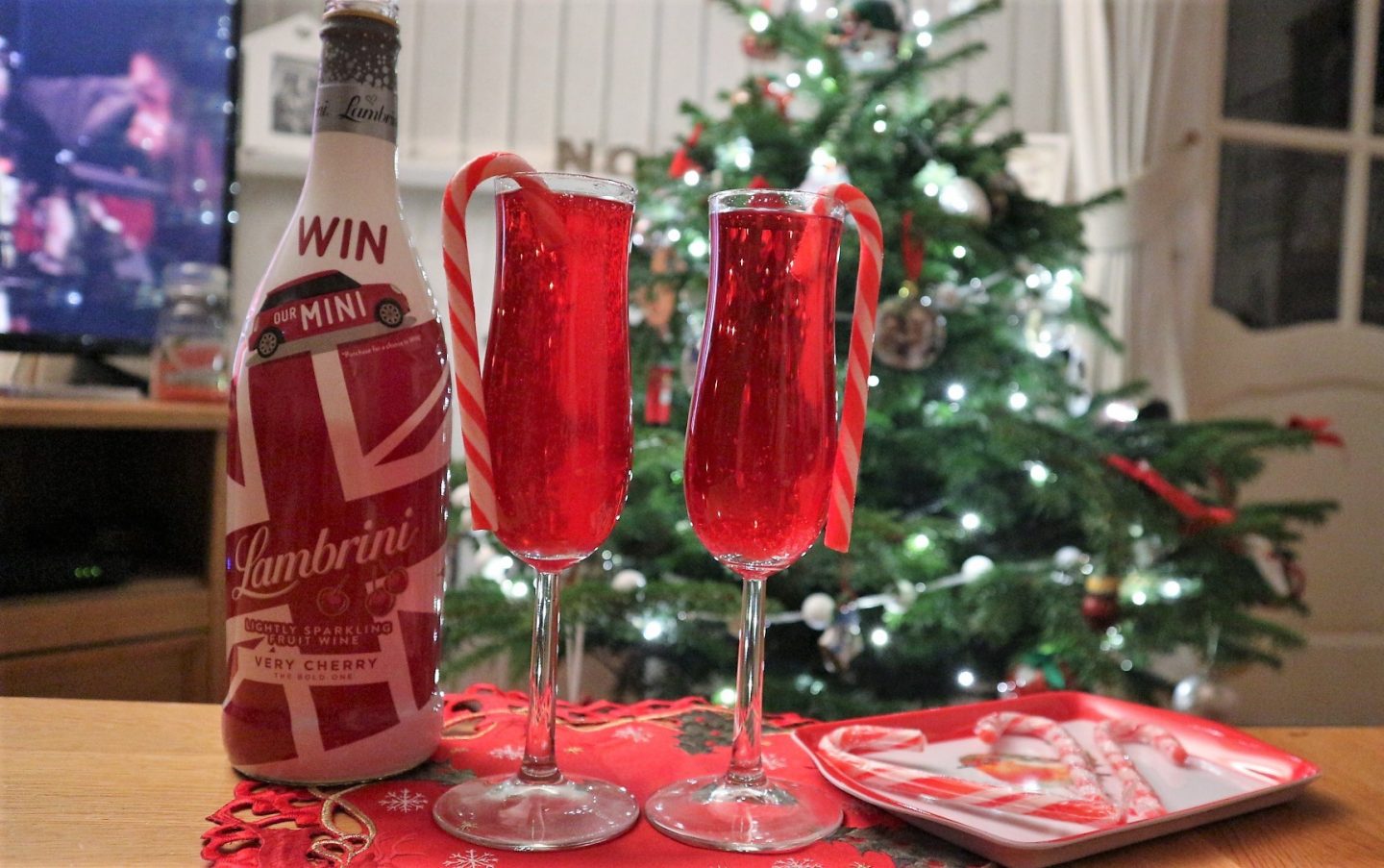 Lambrini. Lambrini Cherry. Christmas Cocktails. Liverpool Blogger. Christmas Ideas. 